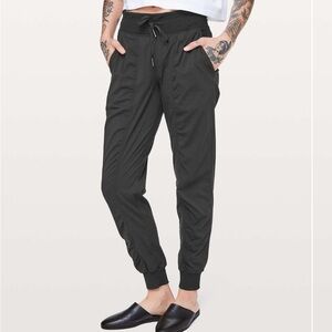 Women's Black lululemon dance studio Joggers size 8